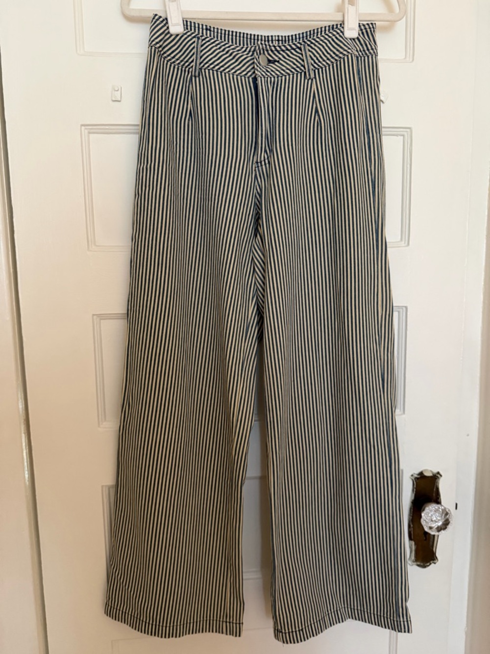 Striped Wide-Leg Pants in Navy and White
